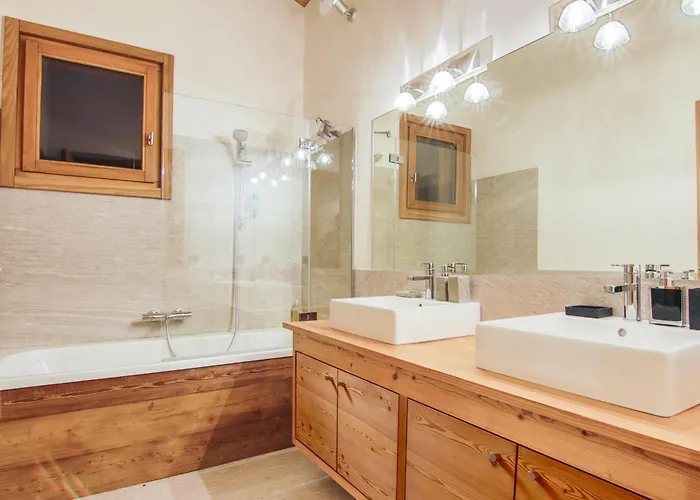 La Petite Foret מגב